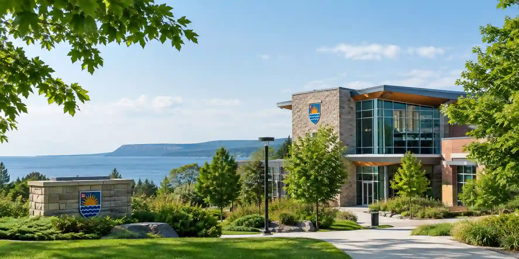شروط اللغة الإنجليزية في جامعة Lakehead 2026